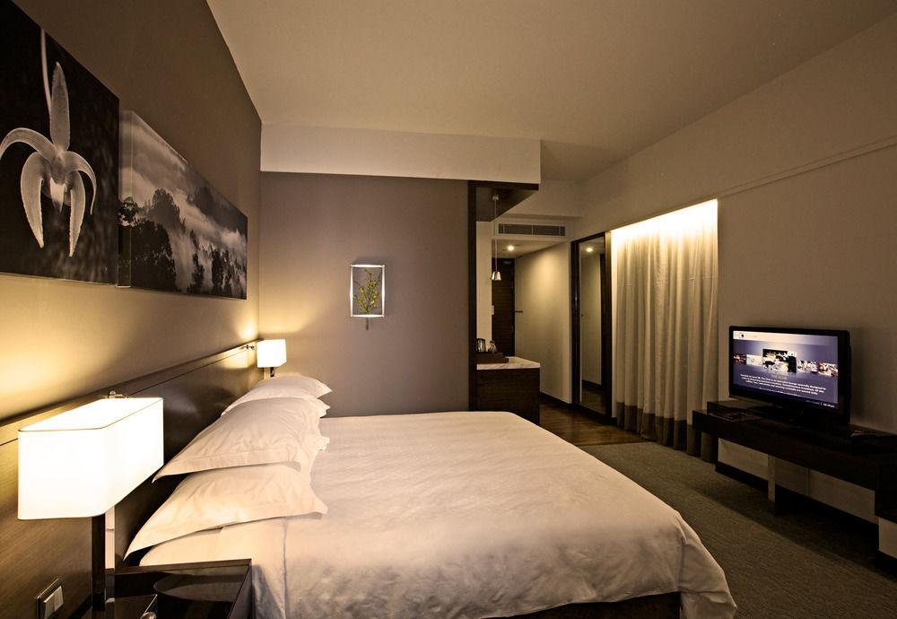 Gtower Hotel Kuala Lumpur Exterior foto Deluxe Room